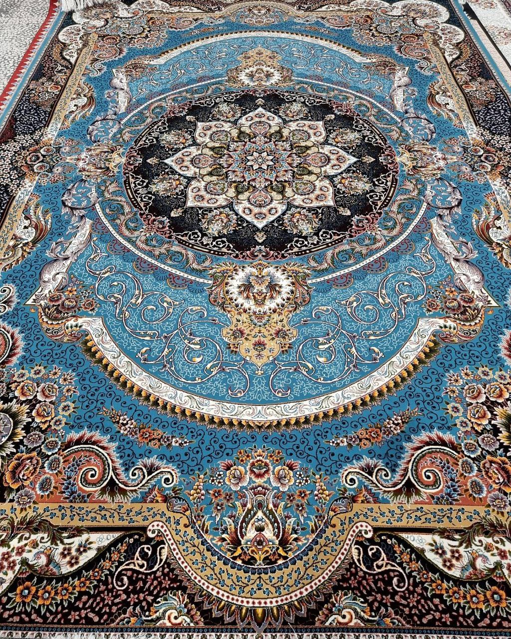 فرش مانا زمینه آبی برند مسجدی